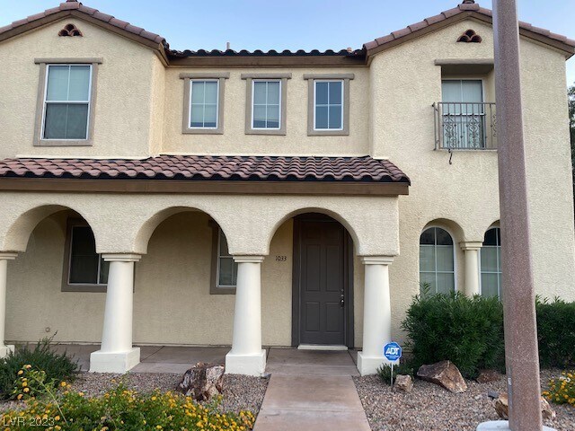 Foto del edificio - 1033 Big Oak Flat Ct