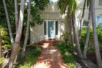 Building Photo - 2280 SW 16th Ct