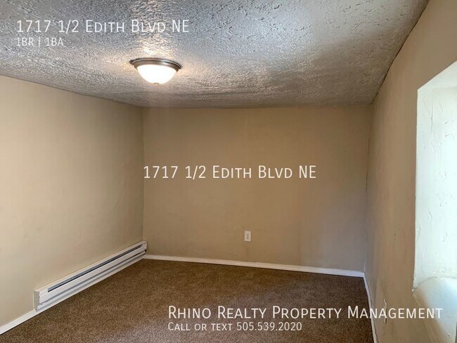 Foto del edificio - Lovely 1 Bedroom, 1 Bath Casita In The NE!