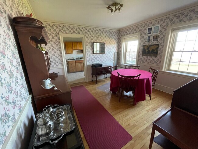 Dining room - 11 Ricker Park