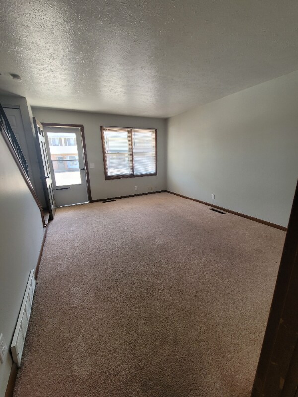 Foto del edificio - 359 Pershing Ave NE