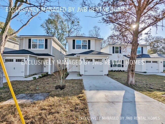 Building Photo - 1283 Pangola Dr