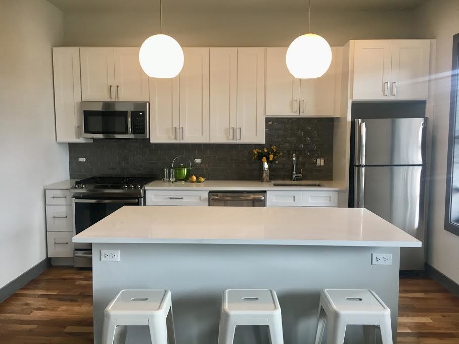 Foto principal - 2850 N Seminary Ave