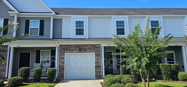 Foto del edificio - 5018 Breleigh Ln