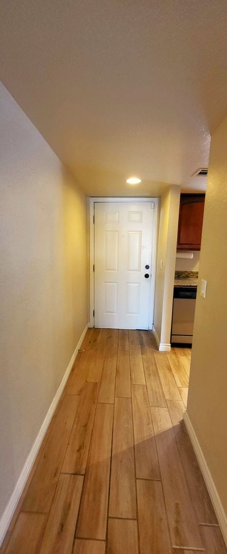 Building Photo - VERY NICE & AFFORDABLE 2 BED / 2 BATH CONDO – W/D, PATIO, POOL!