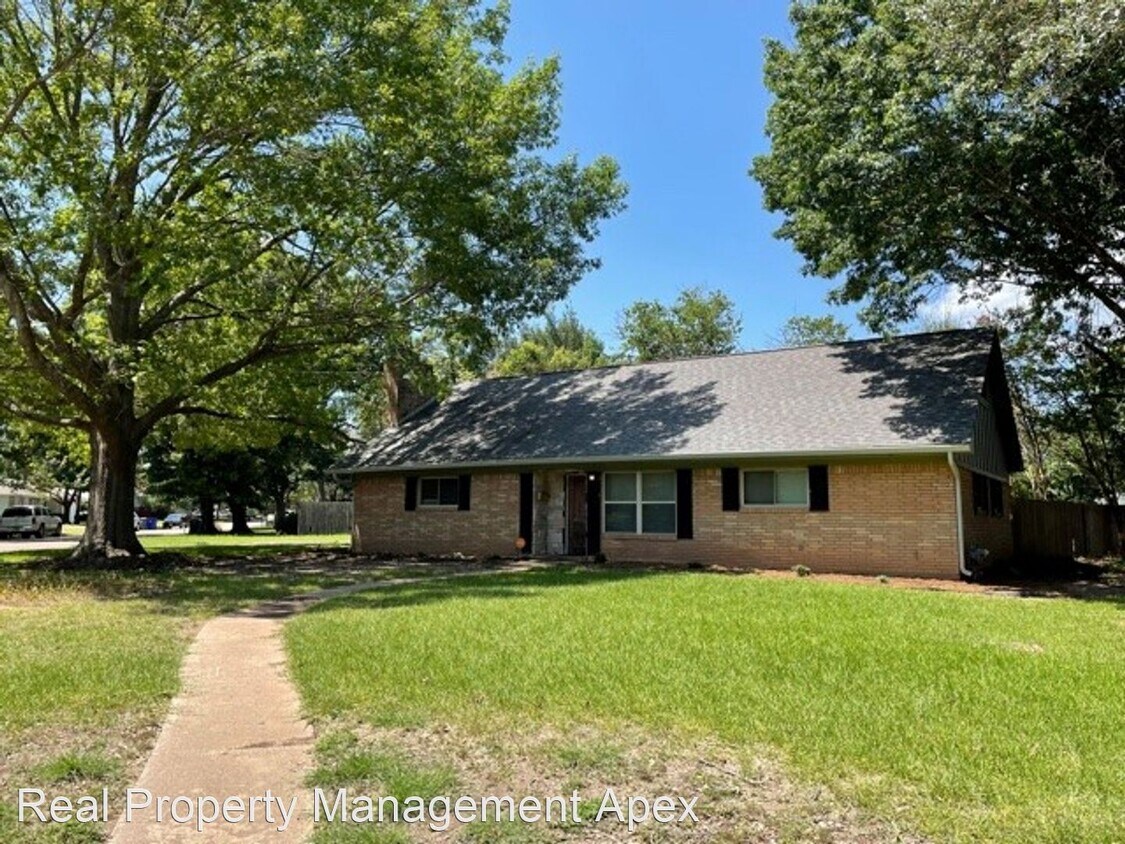 Primary Photo - 4 br, 2.5 bath House - 5719 Fairview Dr.
