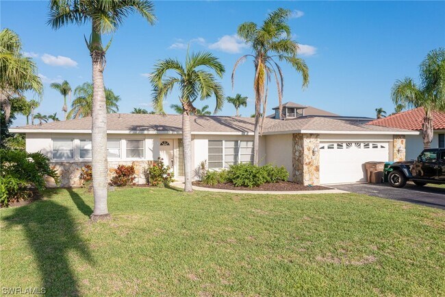 Building Photo - 5638 Riverside Dr