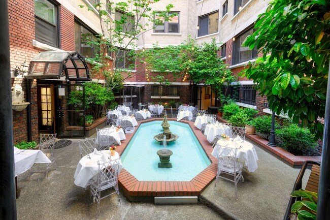 Foto del edificio - The Humphrey Apartments