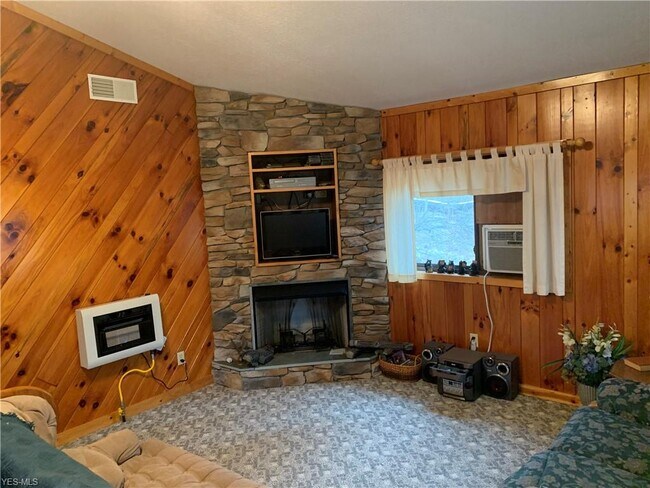 Foto del edificio - 7135 Crane Rd SW