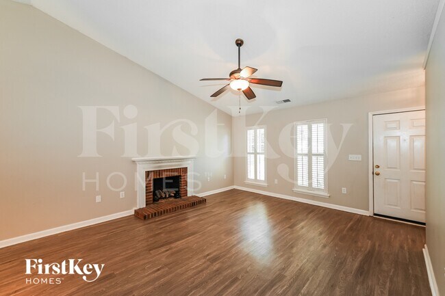 Foto del edificio - 16126 Amber Field Dr