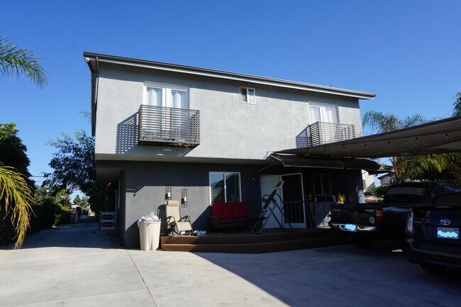 Building Photo - 1583 1/2 Ricardo St