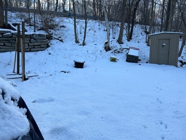 Building Photo - 2 Elliott St