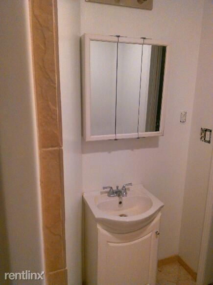 Foto del edificio - 3 br, 2 bath House - 969 Hobart street