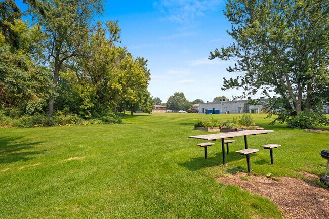 Foto del edificio - Homestead Senior Apartments