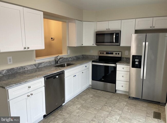 Building Photo - 2029 Howard Chapel Turn