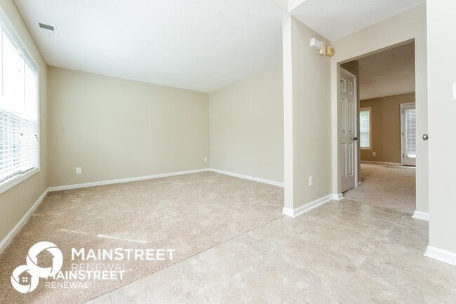 Foto del edificio - 3729 Summit Trce