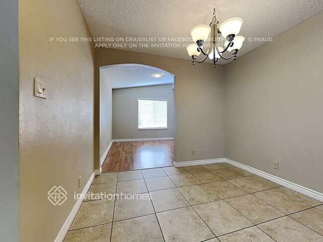 Building Photo - 4044 Venita Ct