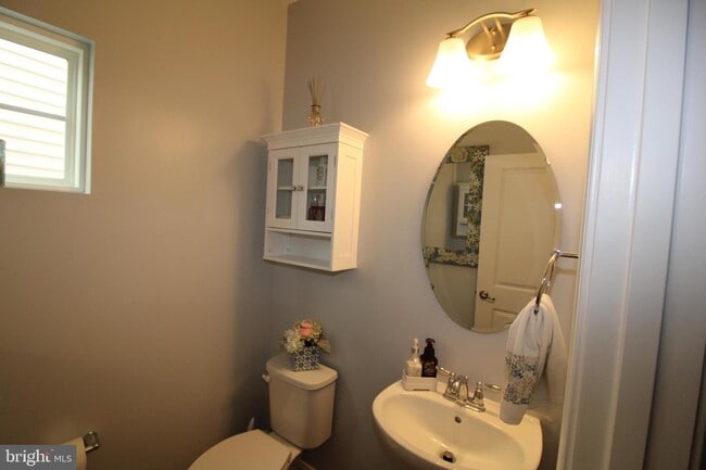 Building Photo - 22614 Shining Harness St