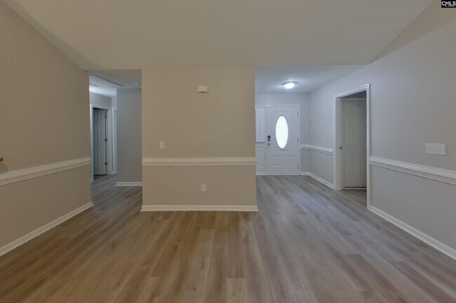 Building Photo - 89 Smokewood Dr