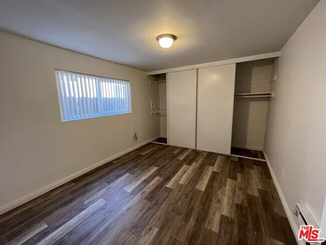 Foto del edificio - 3854 42nd St
