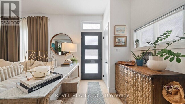 Photo du bâtiment - 128 Cayuga St