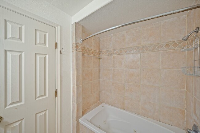 Foto del edificio - 1539 Hawthorne St