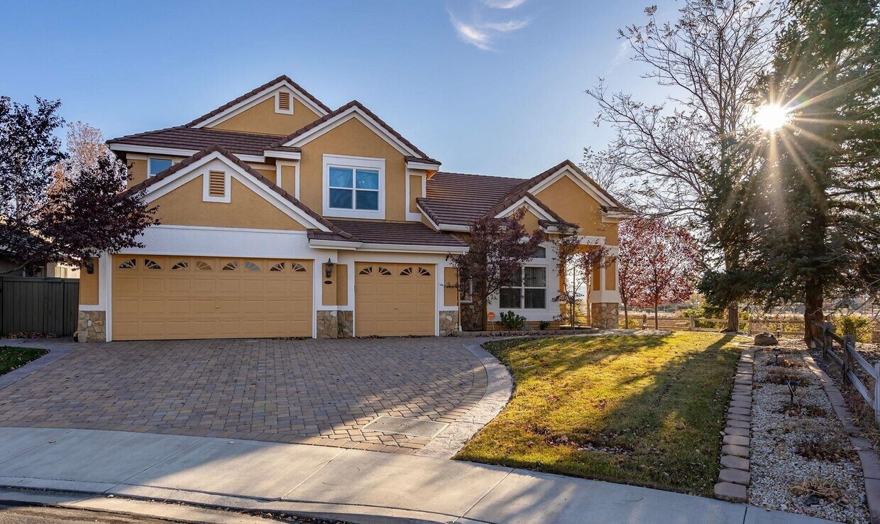 Foto principal - Damonte Ranch gated community
