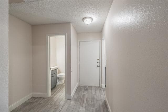 Foto del edificio - 7604 Chapin Rd
