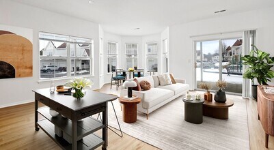 Building Photo - Kinwood Apartments