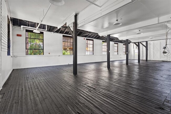 Foto del edificio - 735 17th St N