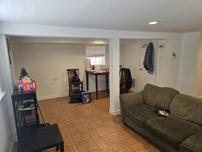 Foto del edificio - 2845 N Ashland Ave