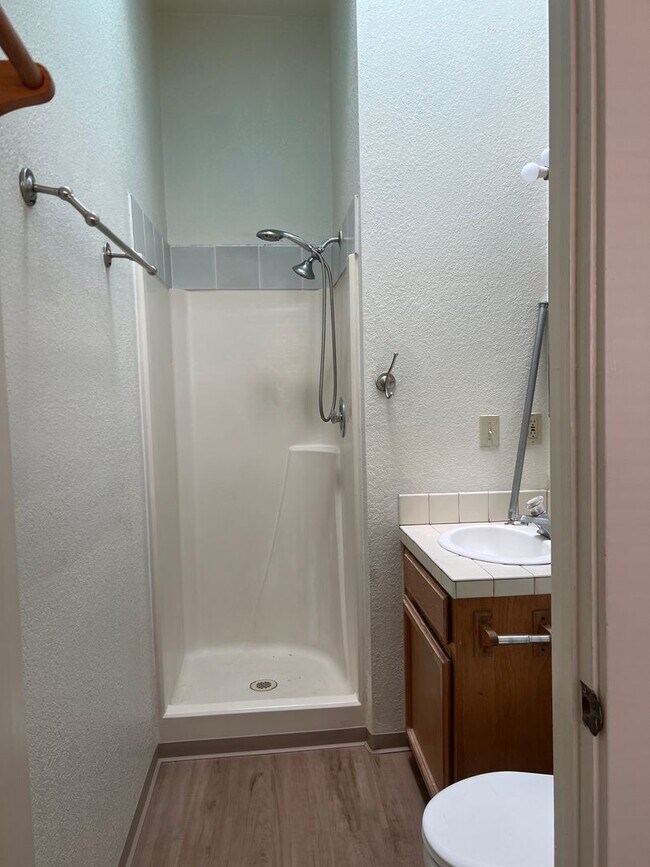 Foto del edificio - 588 Meriwether