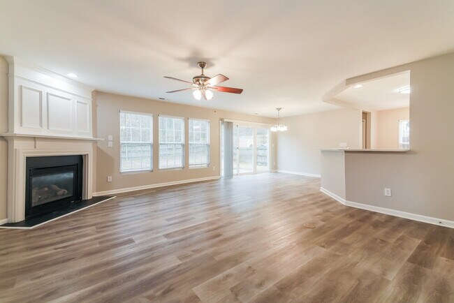 Foto del edificio - 5150 Wetlands Dr