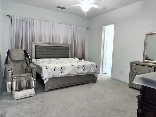 Building Photo - 3305 Sarala Ct