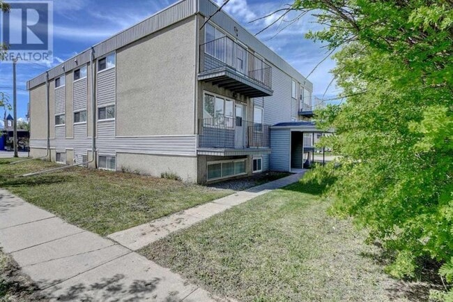 Building Photo - 1.0 bedroom in Grande Prairie Alberta T8V 1K1