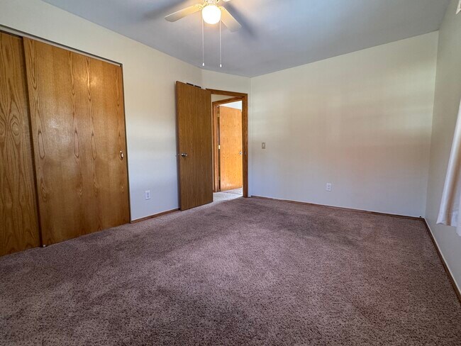 Foto del edificio - 2532 N Bootmaker Dr