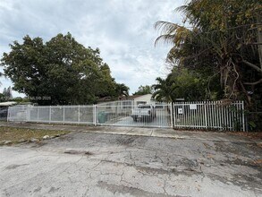 Building Photo - 596 NW 109th St