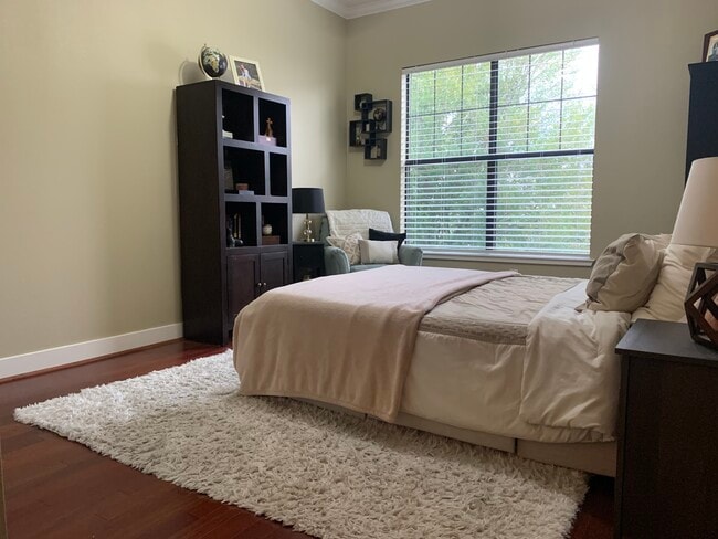 Foto del edificio - 7342 Oak Manor Dr