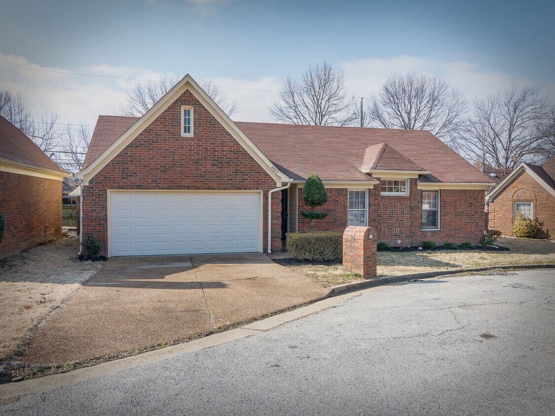 Primary Photo - 3 br, 2 bath House - 4325 Bear Creek