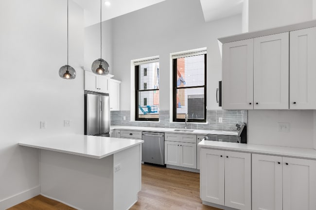 Foto del edificio - 101 Richmond St