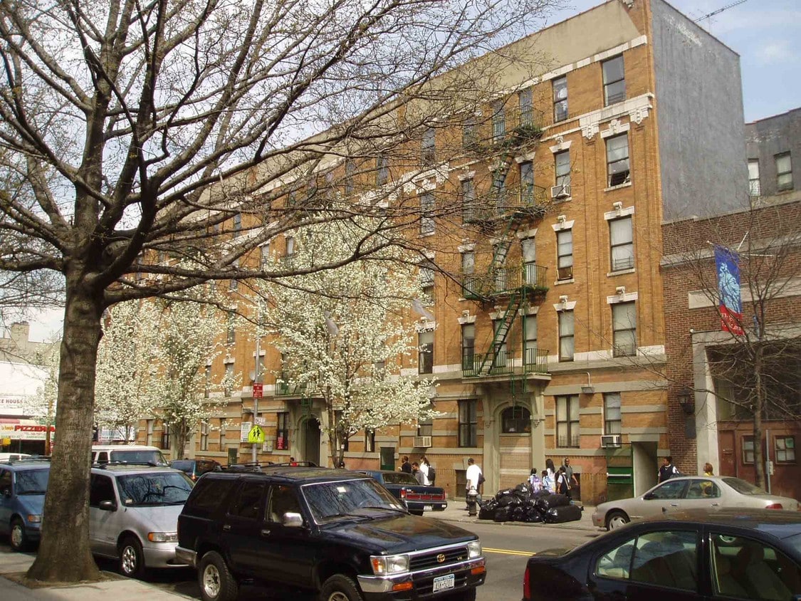 918 Morris Ave Bronx Ny 10451 Apartments Bronx Ny Apartments Com