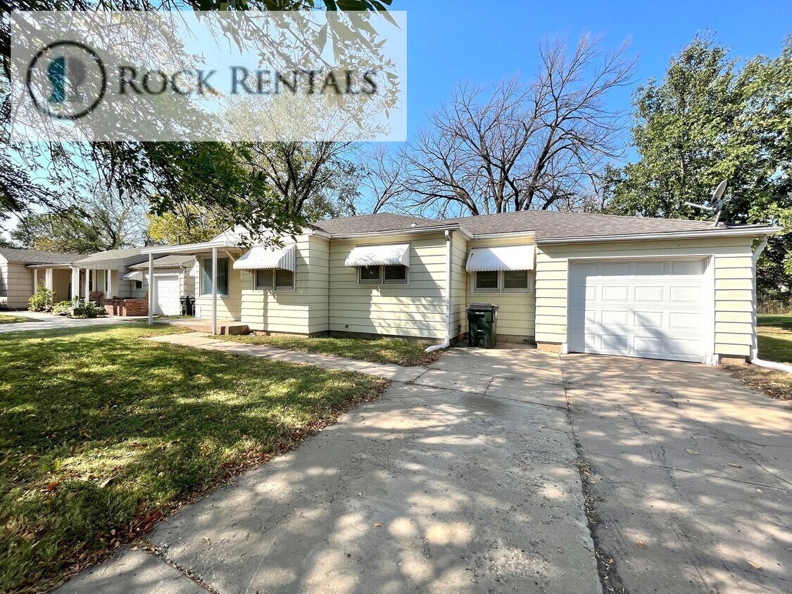 Primary Photo - Cute 2 Bed 1 Bath House in Great Neighborhood