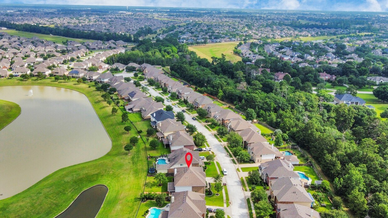 Foto principal - 14311 Lakepointe Bend Ln