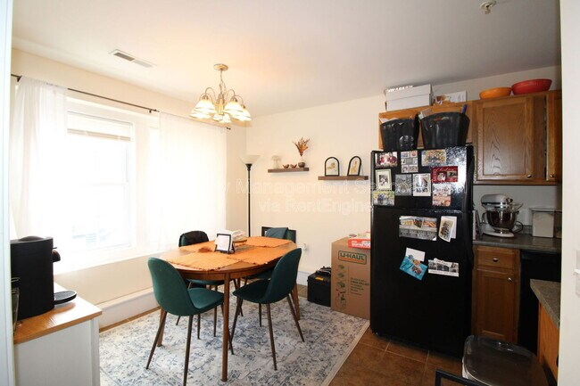 Foto del edificio - 1 Waverly Dr