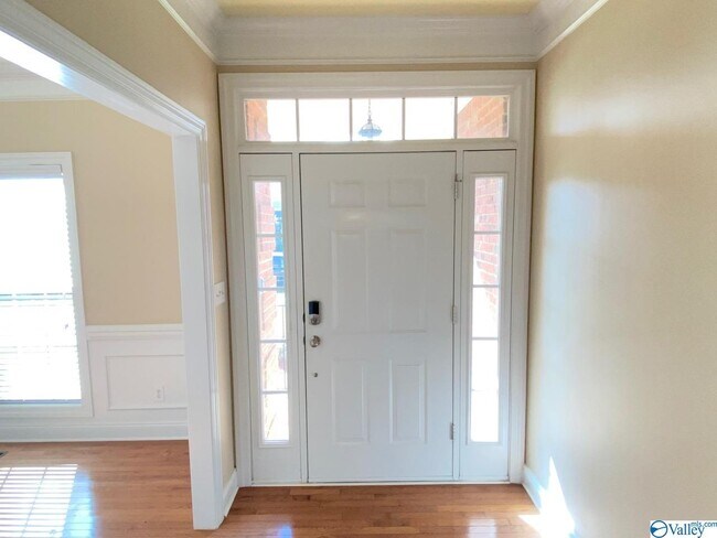 Building Photo - 100 Litespeed Ln SW