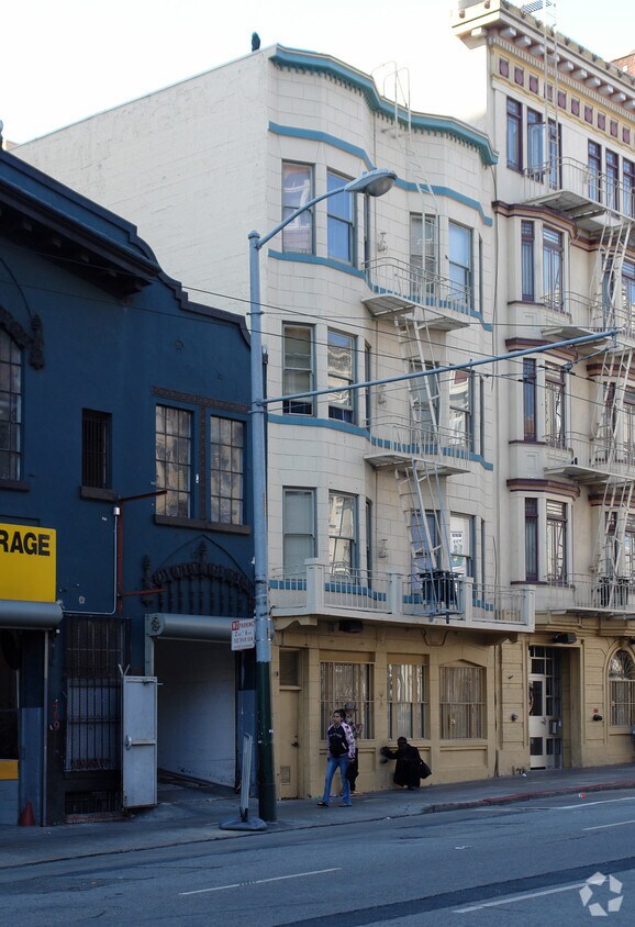 Building Photo - 471 Eddy St