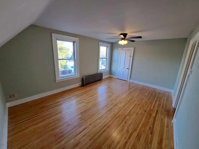 Living room - 19 Pennacook St