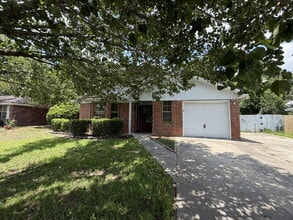 Building Photo - 1477 Bengay Way