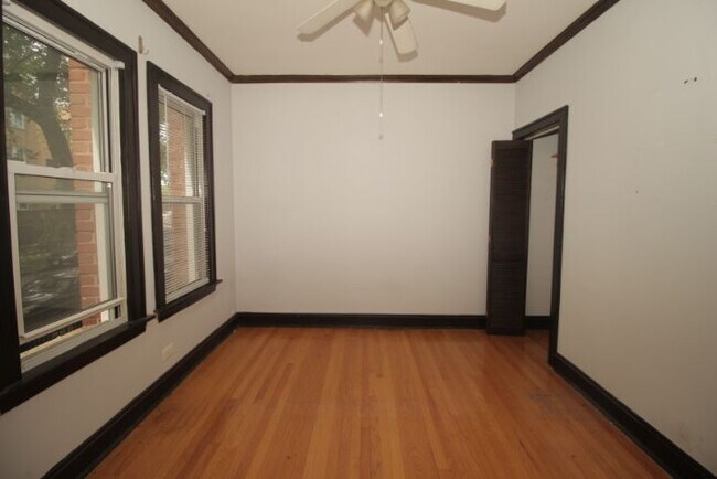 Building Photo - 4947 N Whipple St