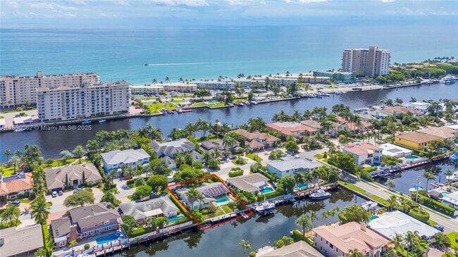 Building Photo - 3921 NE 31st Ave